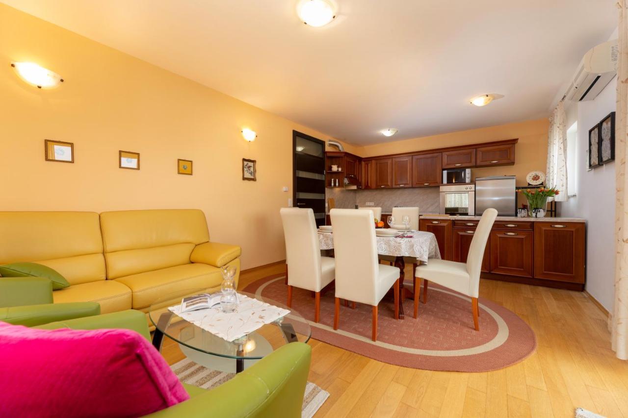 Golden Hope 4+1 Apartment Krk Krk Town Extérieur photo