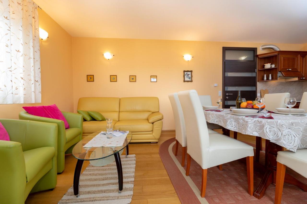 Golden Hope 4+1 Apartment Krk Krk Town Extérieur photo